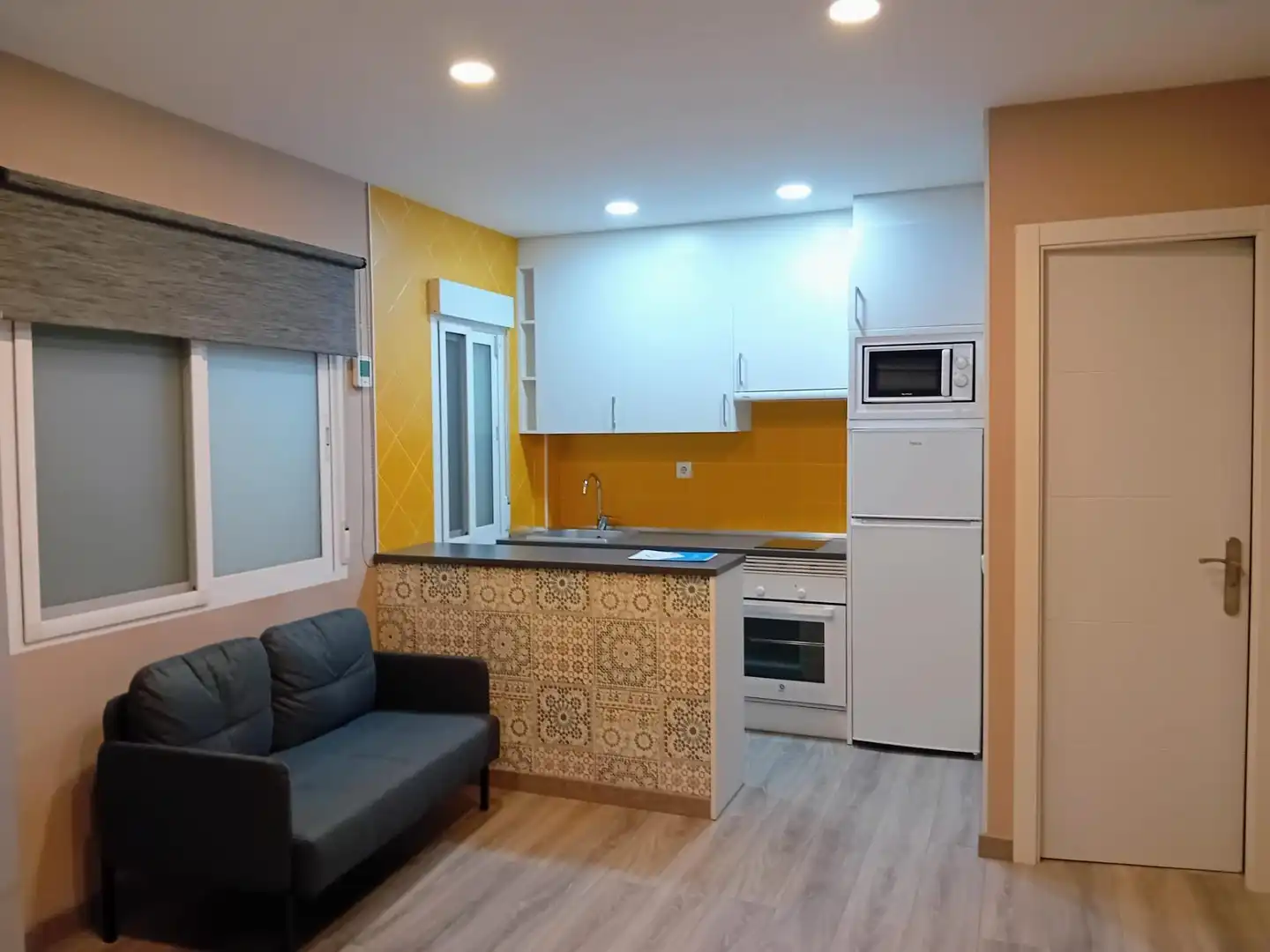 Studio with lift for sale in Centro Urbano, imagen 3
