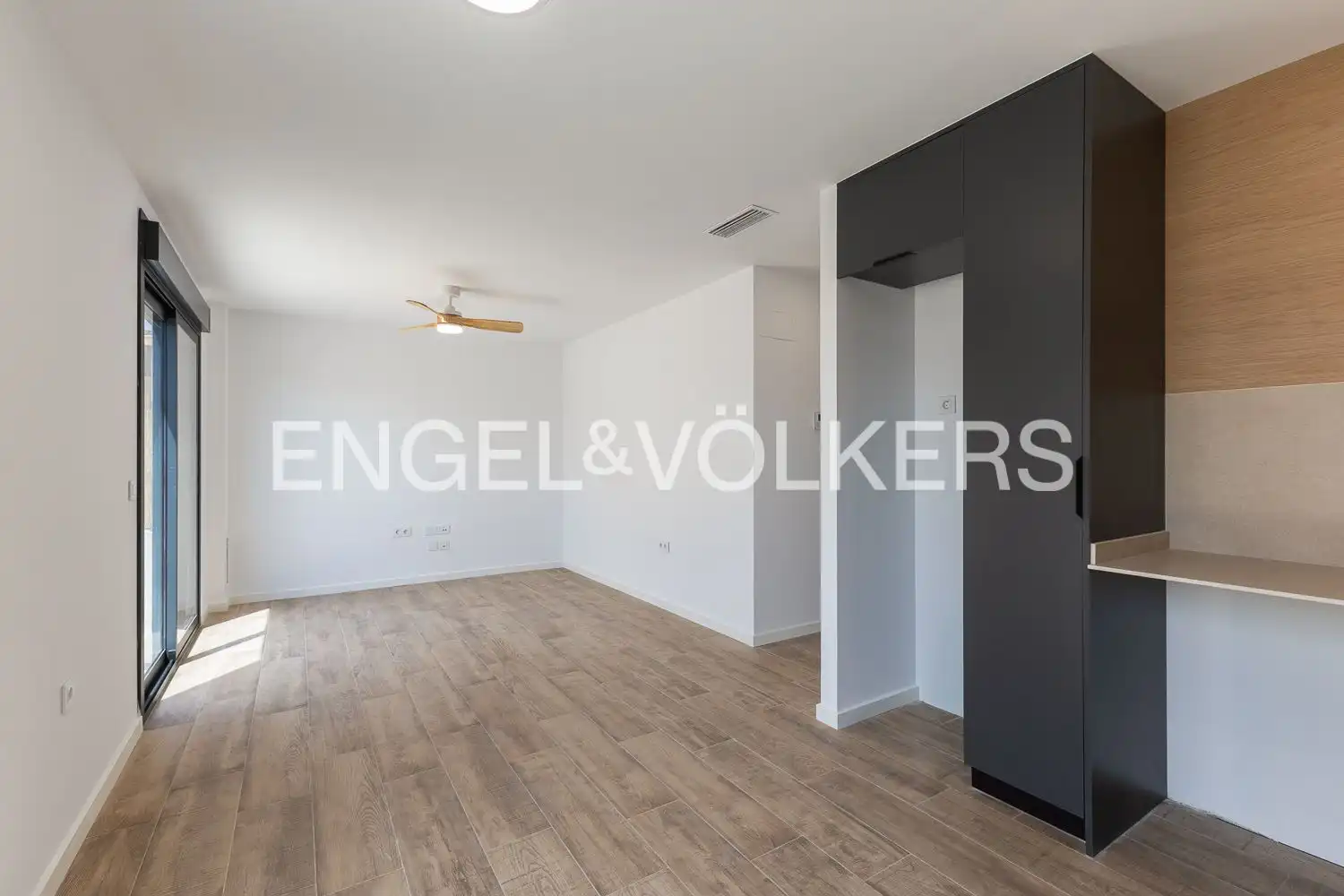 Living room of Houses for rent in Serra  with Air Conditioner, Heating and Terrace