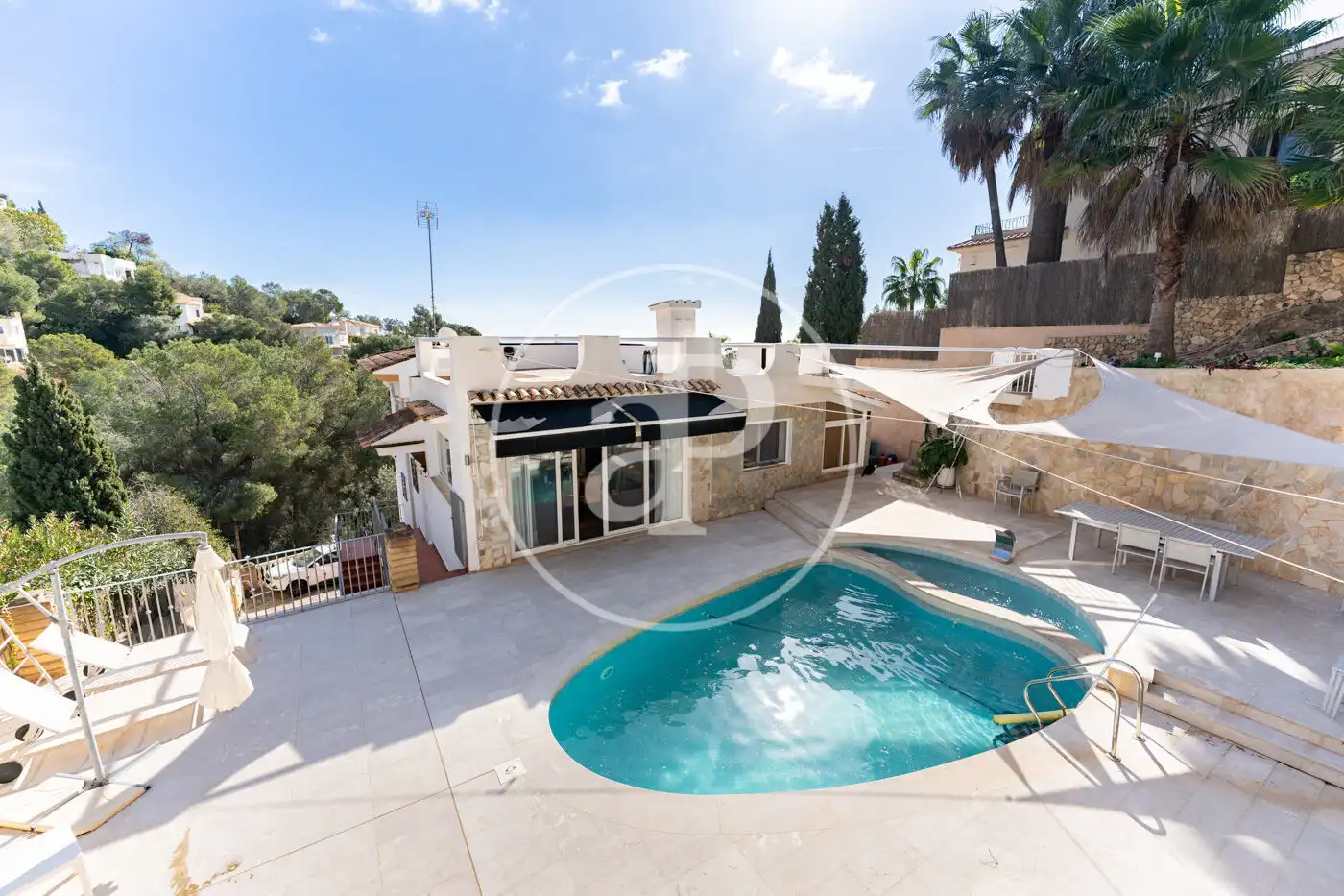 Vista exterior de Casa o xalet en venda en Calvià amb Aire condicionat, Calefacció i Jardí privat