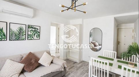 Photo 3 of Flat for rent in Calle de San Maximiliano, Ventas, Madrid Capital