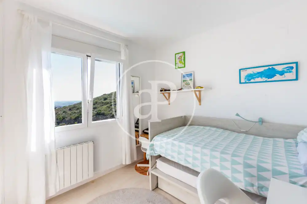 Bedroom of Houses for sale in Chiva  with Heating, Private garden and Terrace