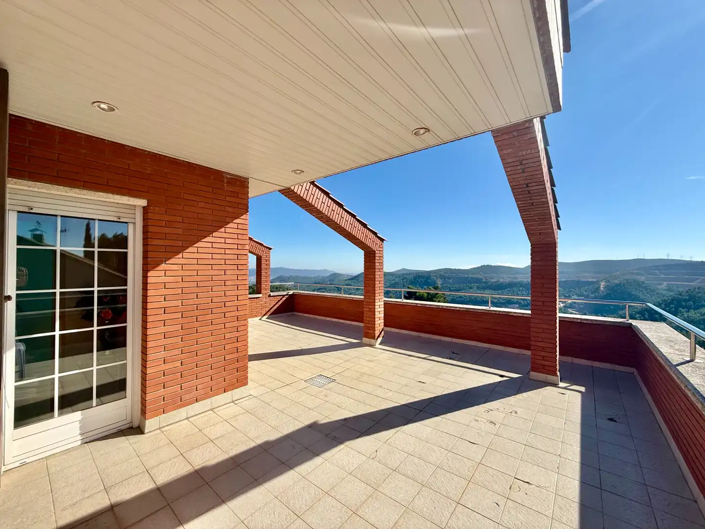 Terraza de Casa o chalet en venta en Vallirana con Jardín privado, Terraza y Horno