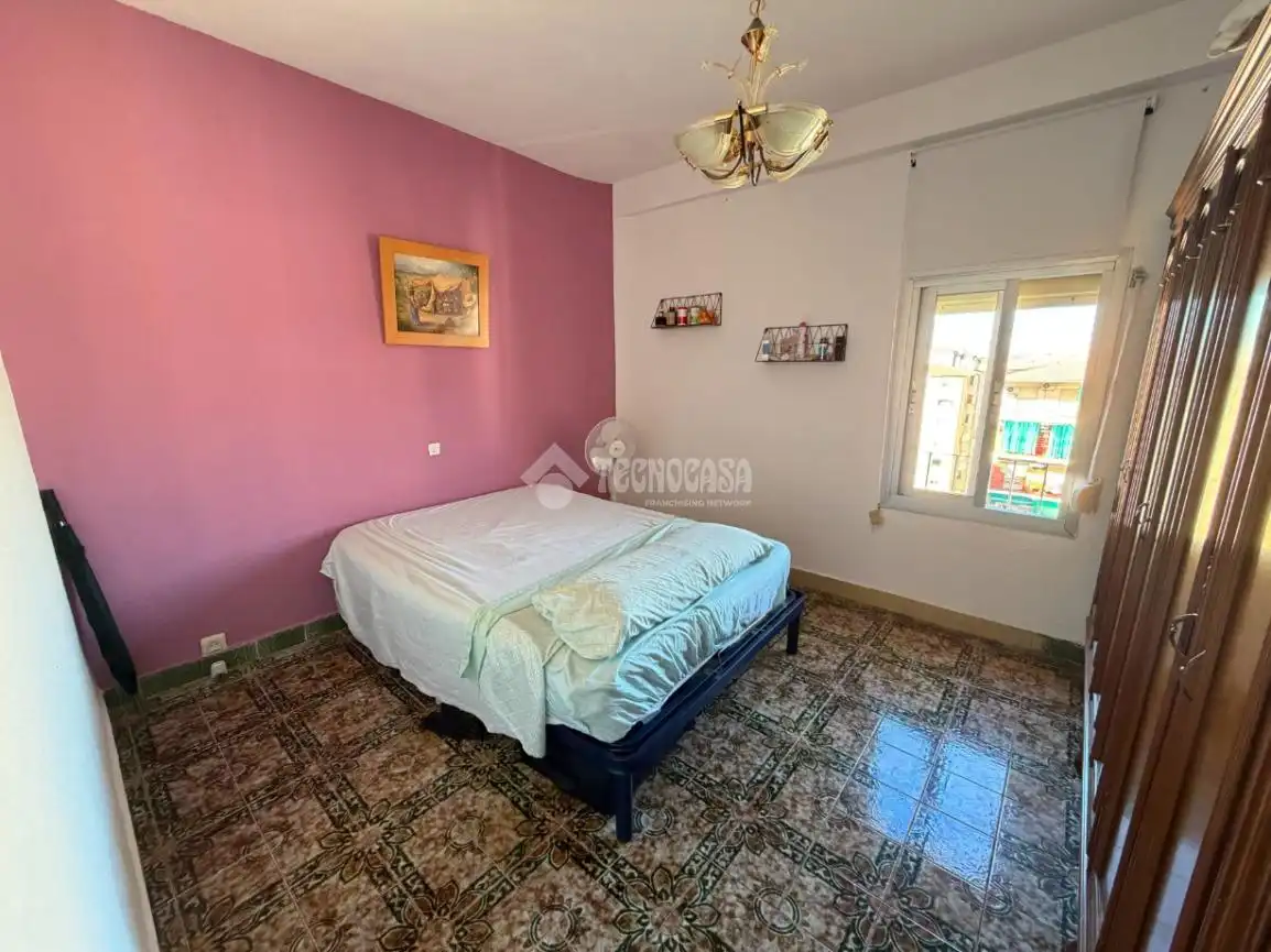 Habitación de Piso en venta en Jaén