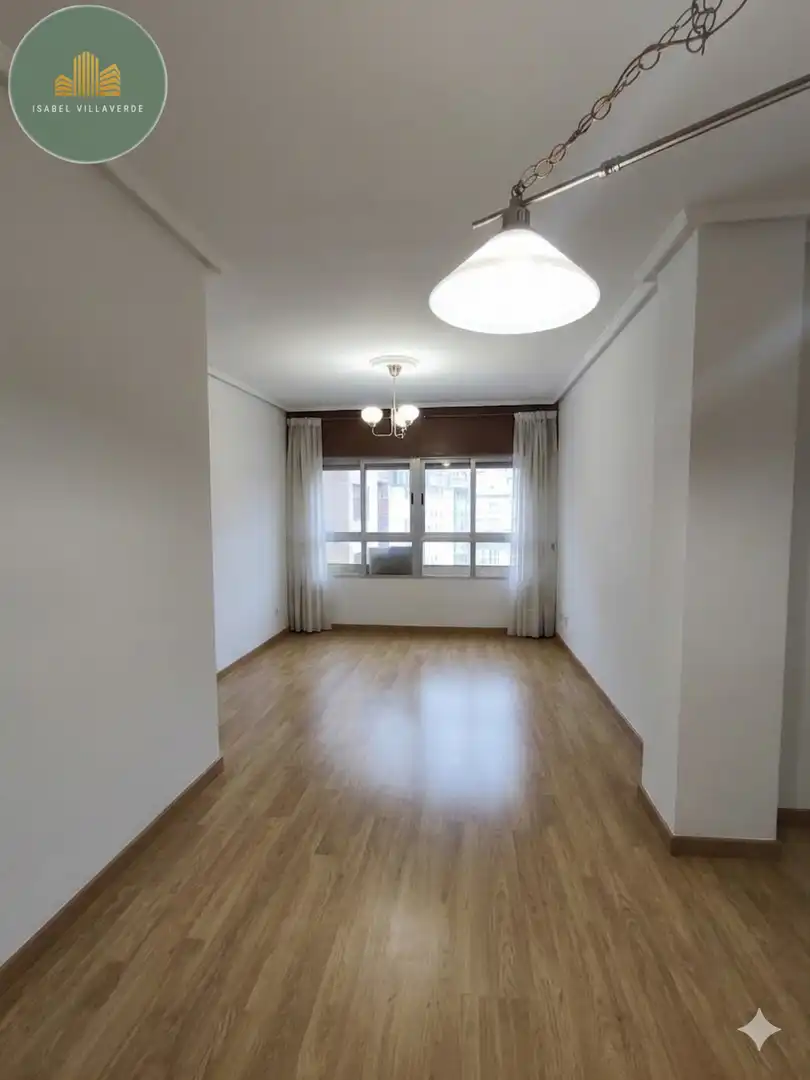 Schlafzimmer von Wohnung zum Verkauf in A Coruña Capital  mit Abstellraum