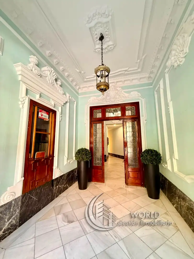 Flat for sale in Madrid  with Air Conditioner and Heating