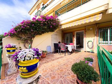 Bajo en venta en Playa del Acequión, Náufragos y Rocío del Mar
