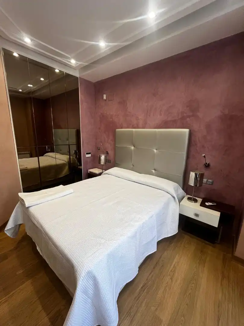 Schlafzimmer von Wohnung zur Miete in Granada mit Klimaanlage, Heizung und Parkett