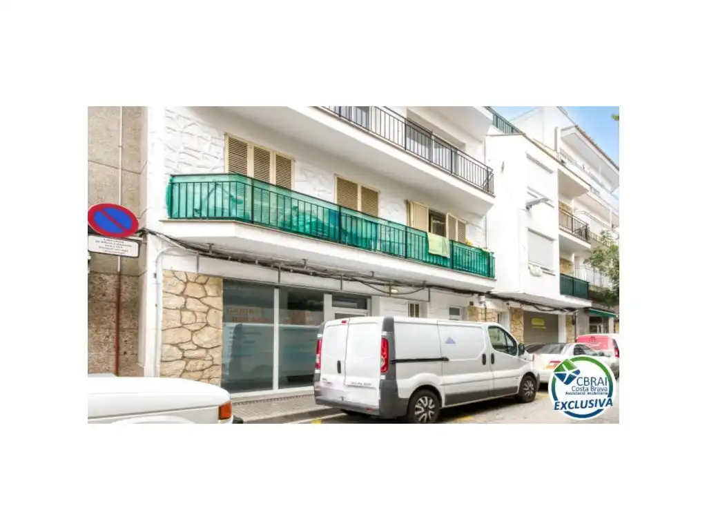 Local comercial en venda a Calle Del Dr Alexander Fleming 8, imagen 3