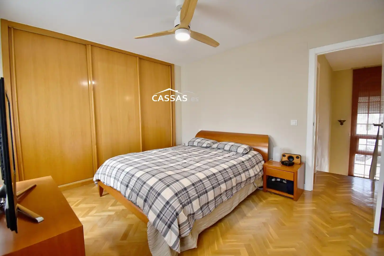 Dormitori de Casa adosada en venda en Torrejón de Ardoz amb Aire condicionat, Calefacció i Terrassa