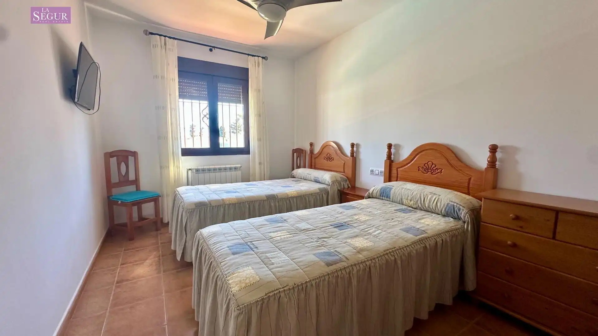 Dormitori de Casa o xalet en venda en Conil de la Frontera amb Jardí privat, Terrassa i Piscina