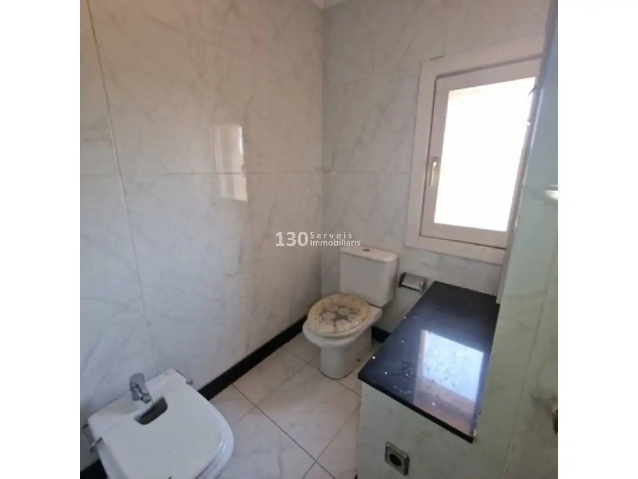 Bathroom of Houses for sale in Bàscara  with Terrace and Swimming Pool