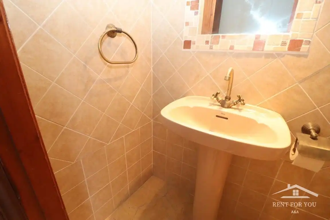 Badezimmer von Maisonette zur Miete in Coín mit Klimaanlage und Balkon