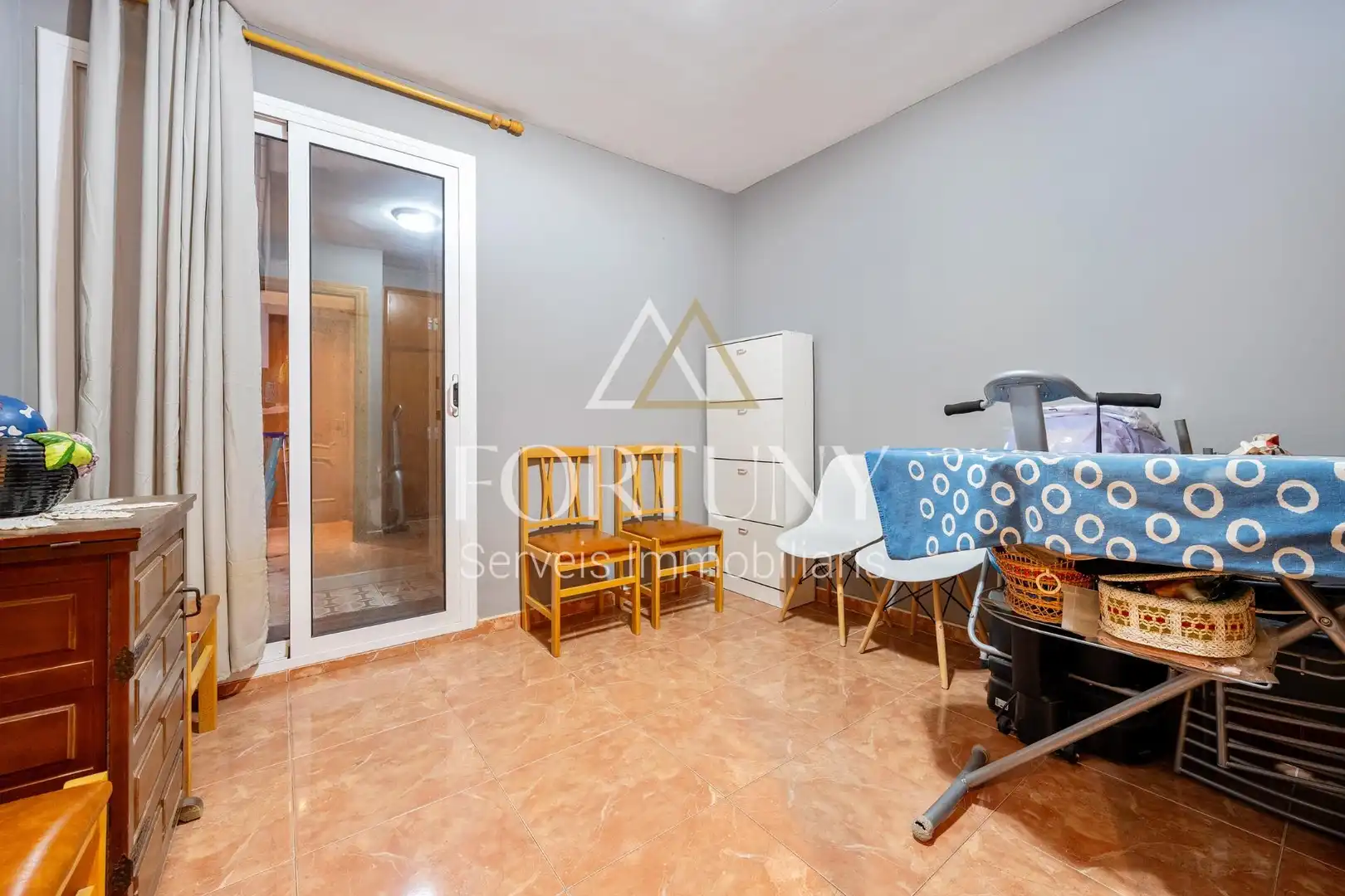 Flat for sale in Reus  with Air Conditioner, Heating and Balcony