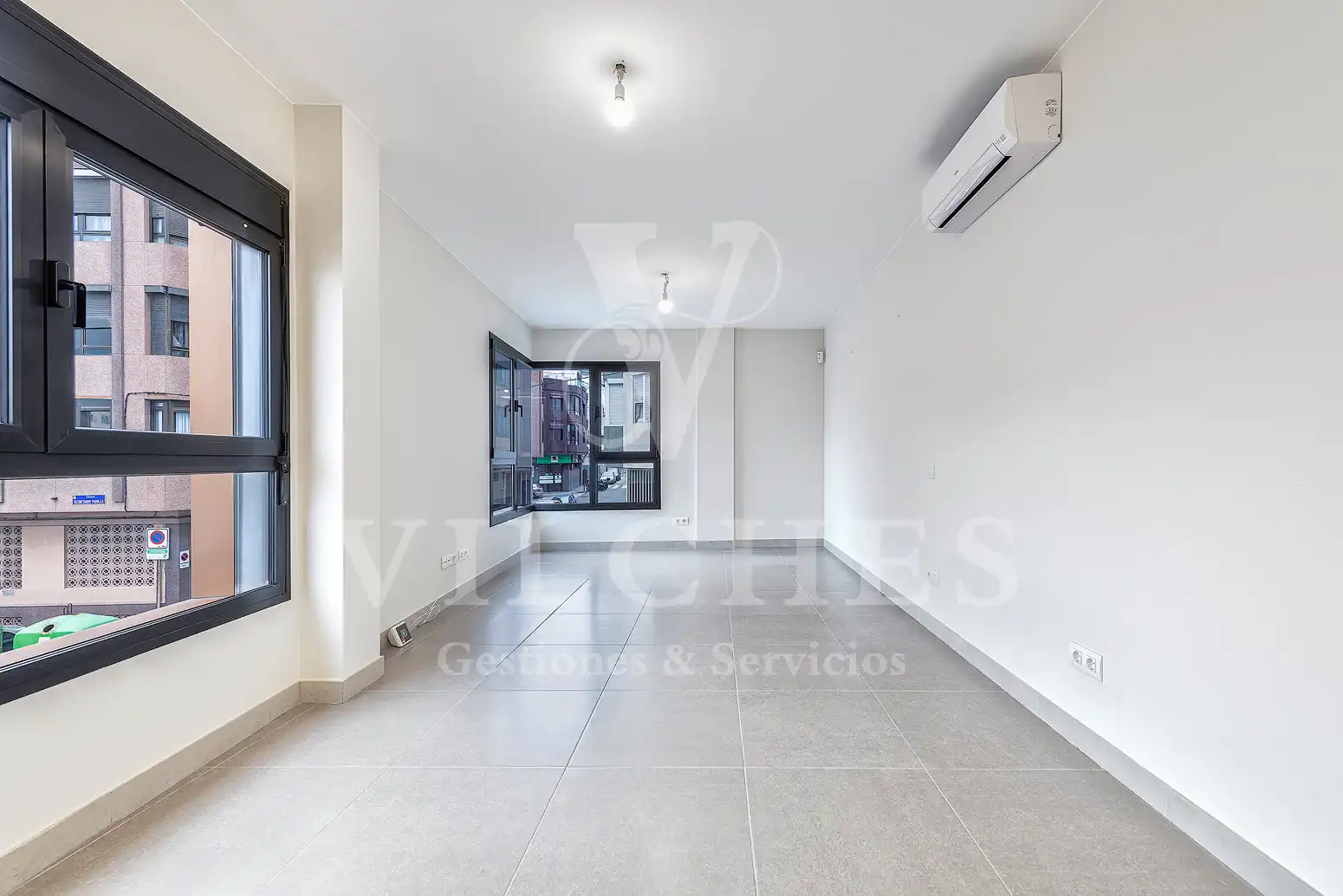 Sala d'estar de Pis en venda en Las Palmas de Gran Canaria amb Aire condicionat i Traster