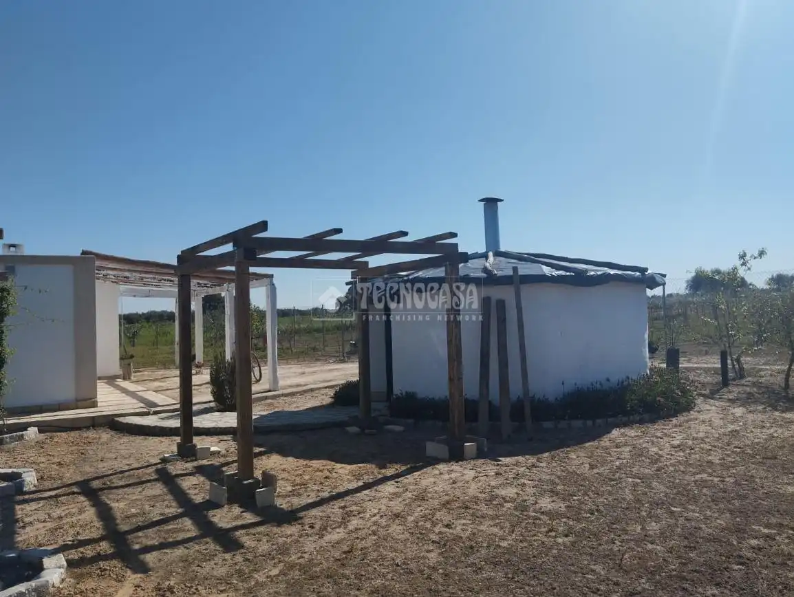 Finca rústica en venda en Marchena amb Moblat