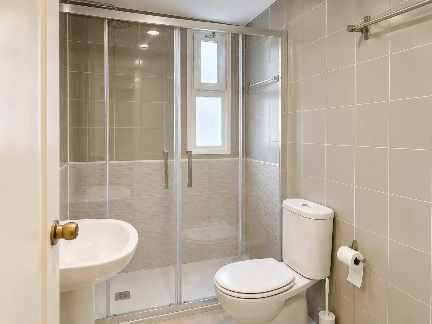 Bany de Apartament de lloguer en Valencia amb Aire condicionat