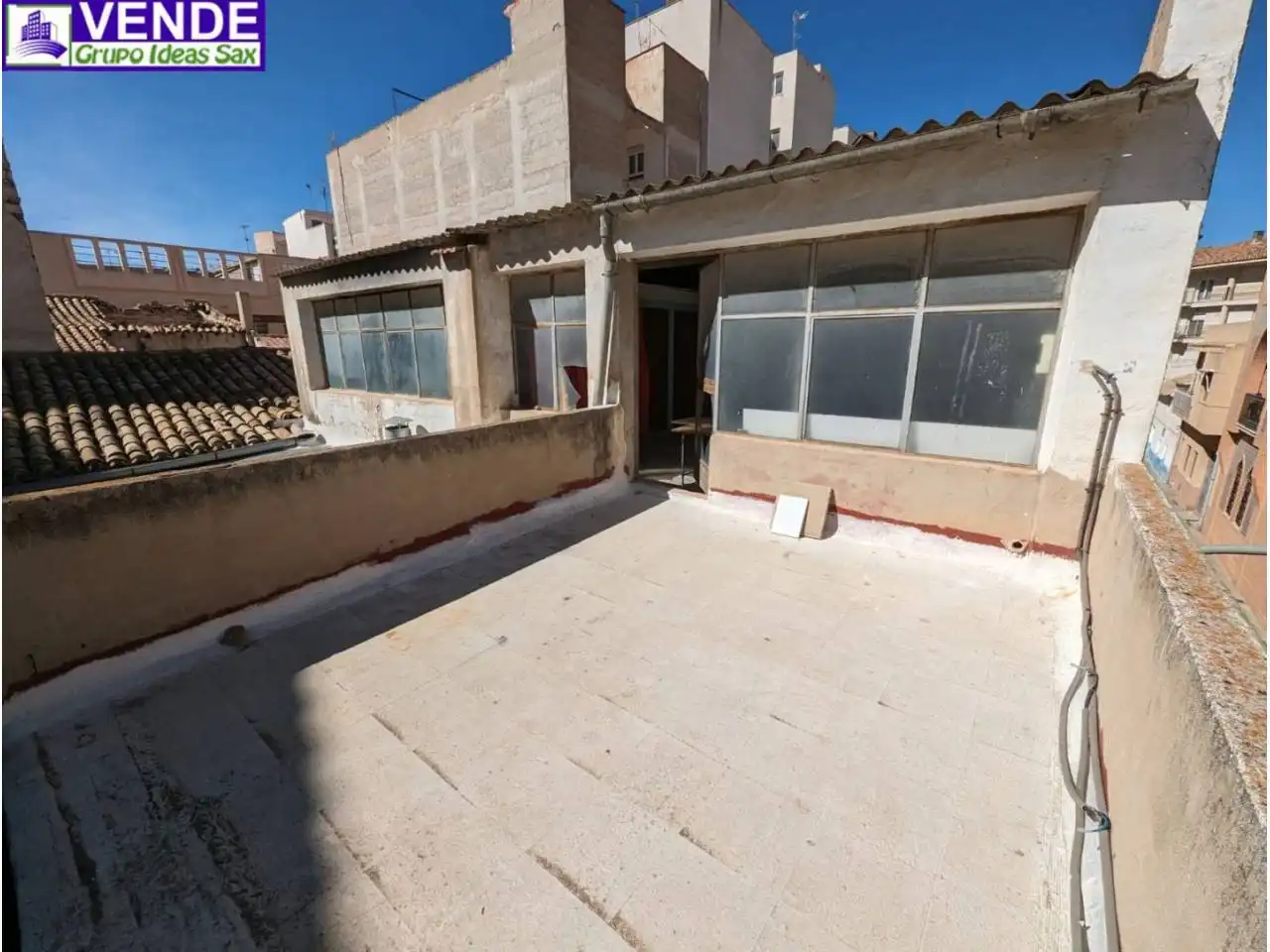Misto residenziale in vendita a Sax, imagen 3