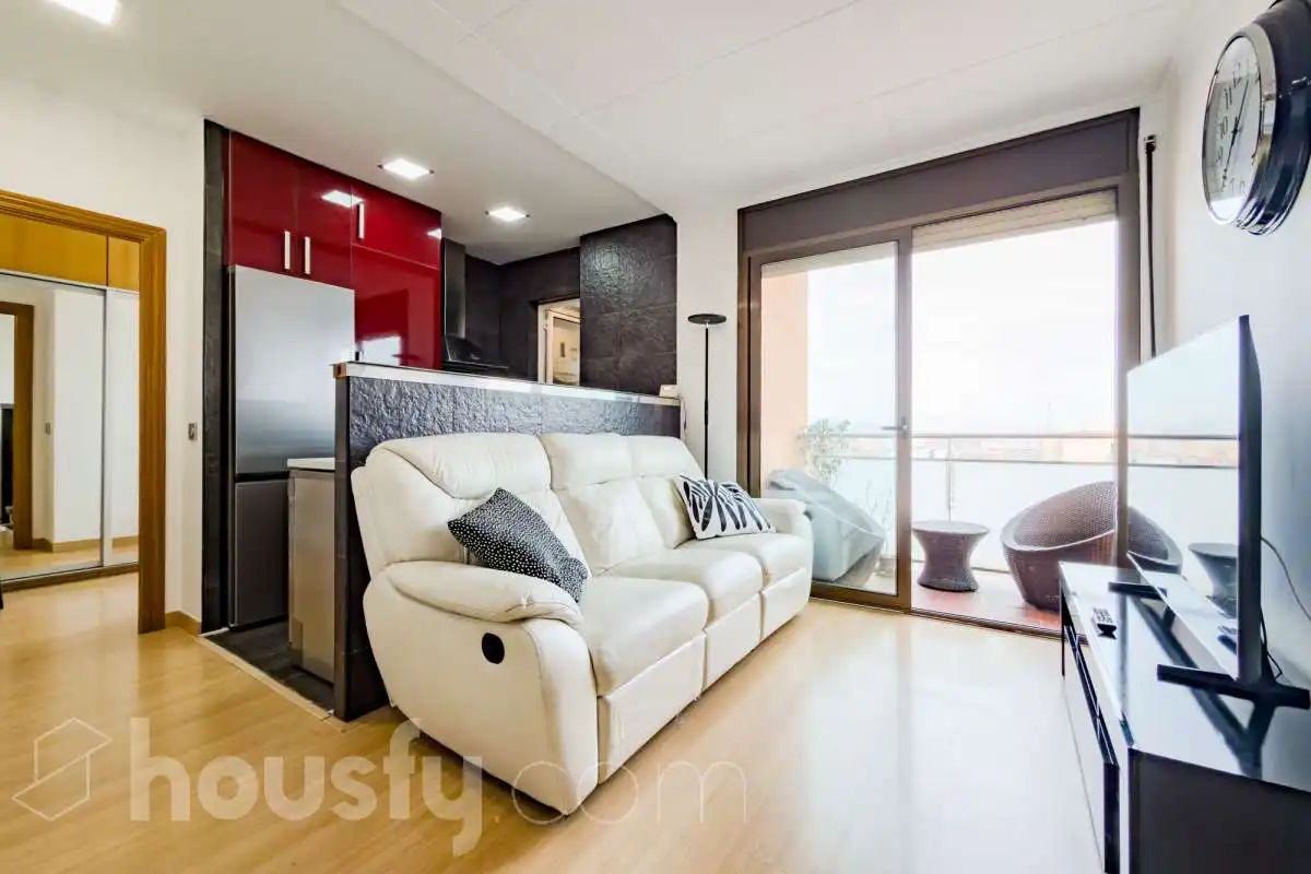 Piso en venta en AV DIAGONAL, Provençals del Poblenou