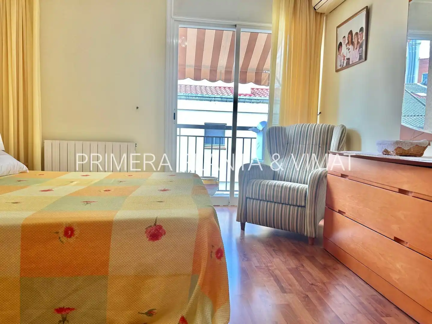 Schlafzimmer von Wohnung zum Verkauf in Mataró mit Heizung und Balkon