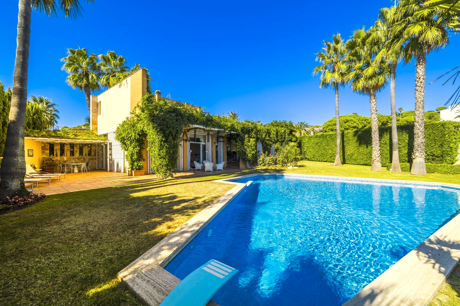 Jardí de Casa o xalet en venda en Castell d'Aro, Platja d'Aro i s'Agaró amb Aire condicionat, Calefacció i Jardí privat
