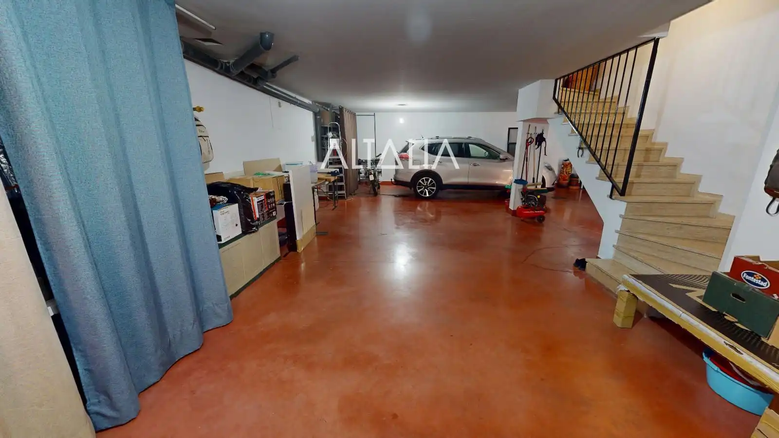 Casa adosada en venta en Cuenca con Calefacción, Piscina y Piscina comunitaria
