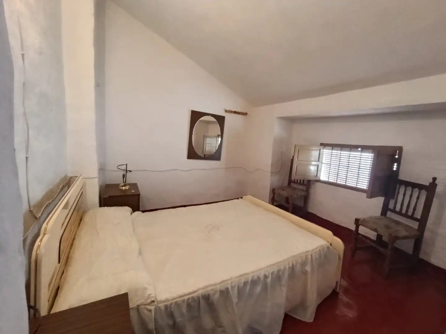 Dormitori de Casa adosada en venda en Iznájar amb Aire condicionat, Terrassa i Moblat