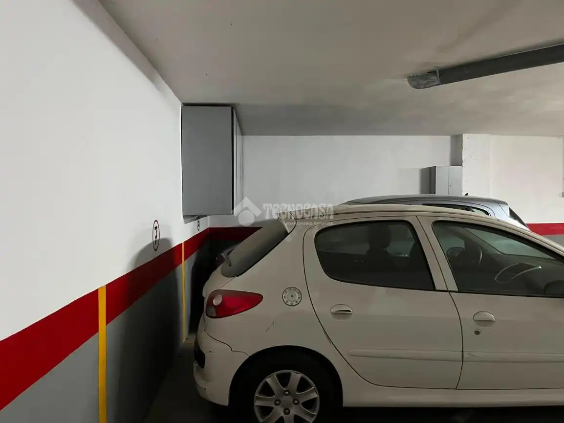 Aparcament de Garatge en venda en Jaén