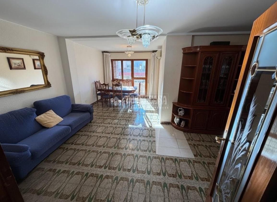 Living room of Flat for sale in  Zaragoza Capital