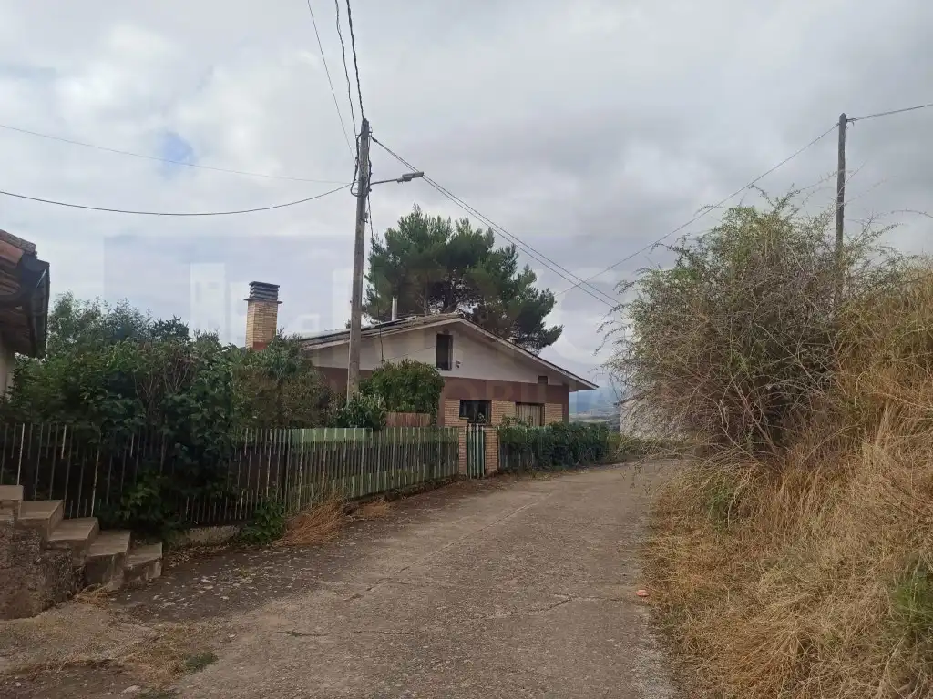 Vista exterior de Casa o xalet en venda en Tricio