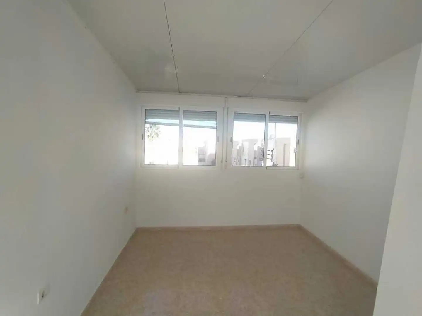 Dormitori de Casa adosada en venda en Torrevieja amb Jardí privat, Terrassa i Piscina comunitària