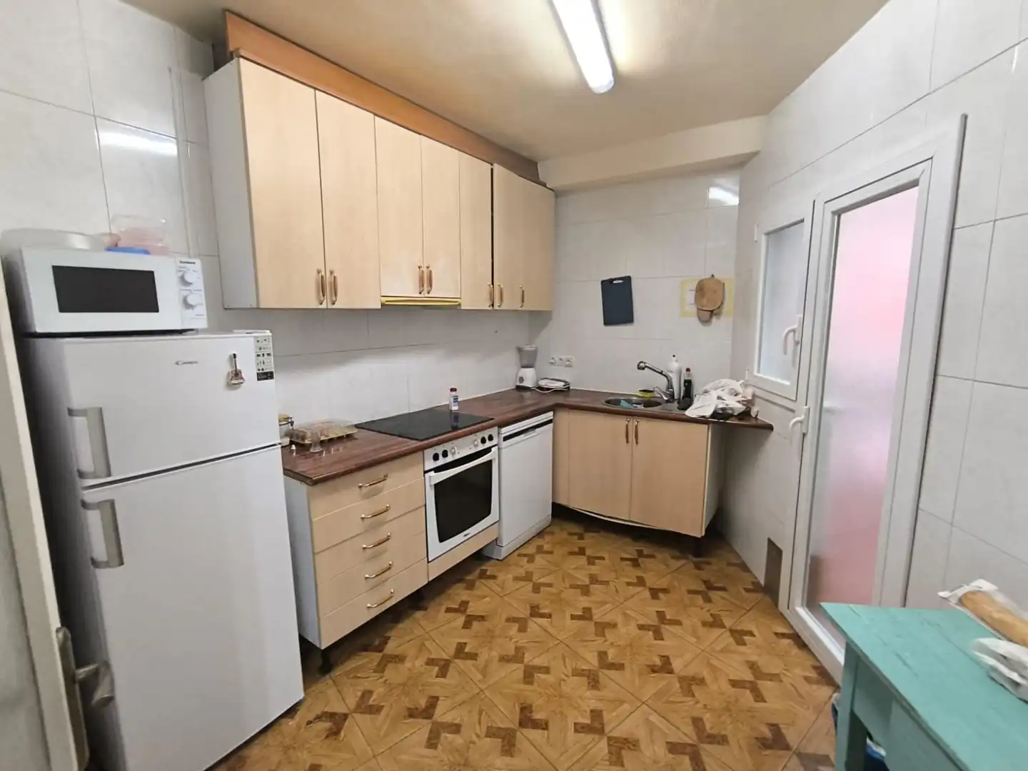 Kitchen of Flat for rent in Manresa  with Heating, Furnished and Balcony