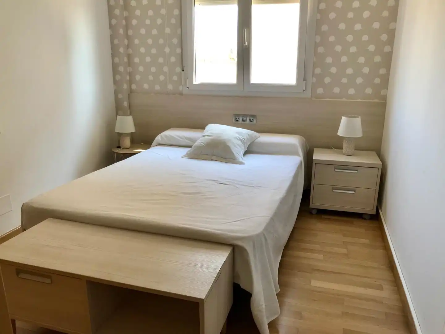 Dormitori de Apartament en venda en Ribeira amb Calefacció i Terrassa