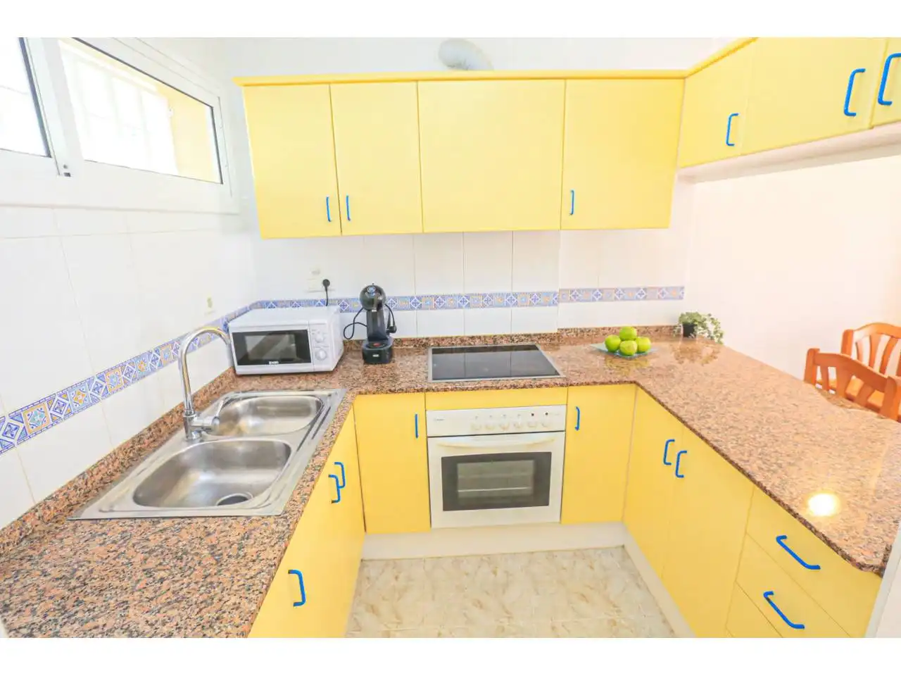 Cocina de Apartamento en venta en Vandellòs i l'Hospitalet de l'Infant con Aire acondicionado, Terraza y Trastero