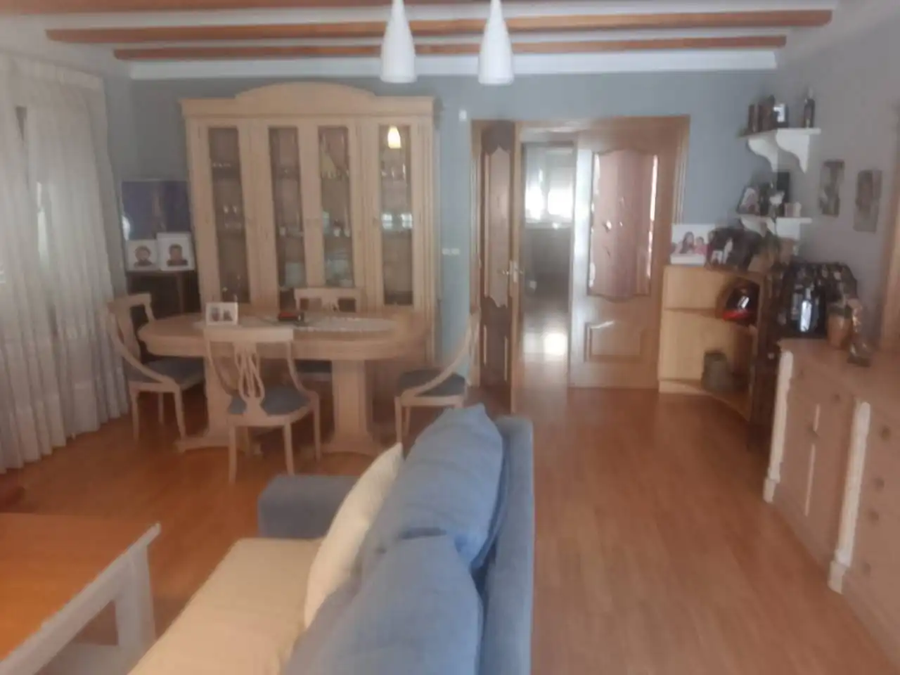 Sala d'estar de Casa adosada en venda en Oliva amb Aire condicionat, Calefacció i Jardí privat