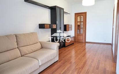 Living room of Flat for sale in  Barcelona Capital  with Parquet flooring and Balcony