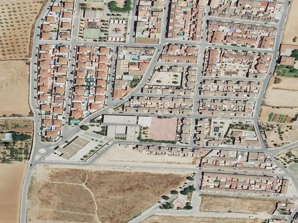 Casa en venda a CL. PABLO RUIZ PICASSO 9 Sin planta, imagen 2