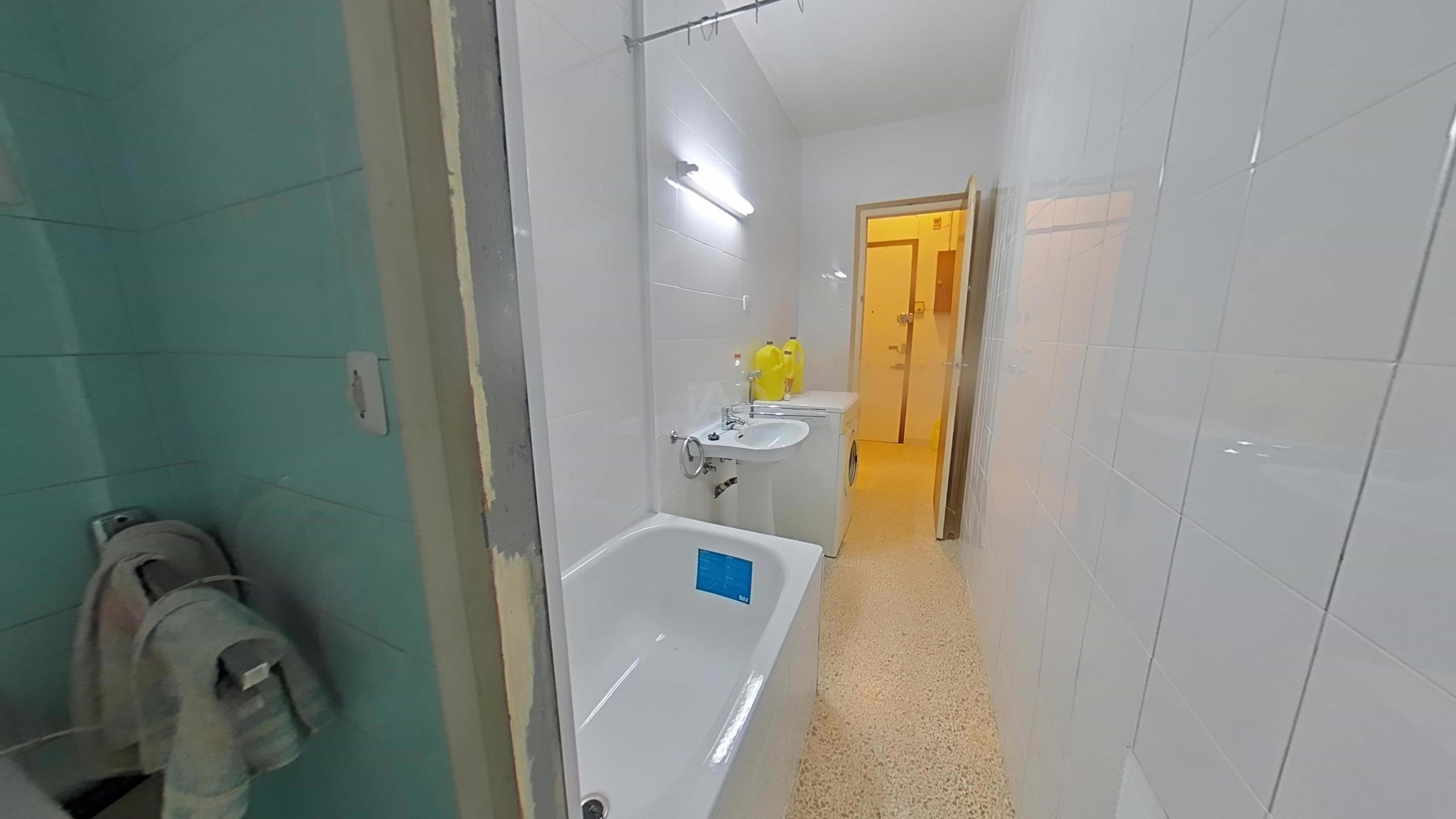 Bany de Local en venda en  Barcelona Capital