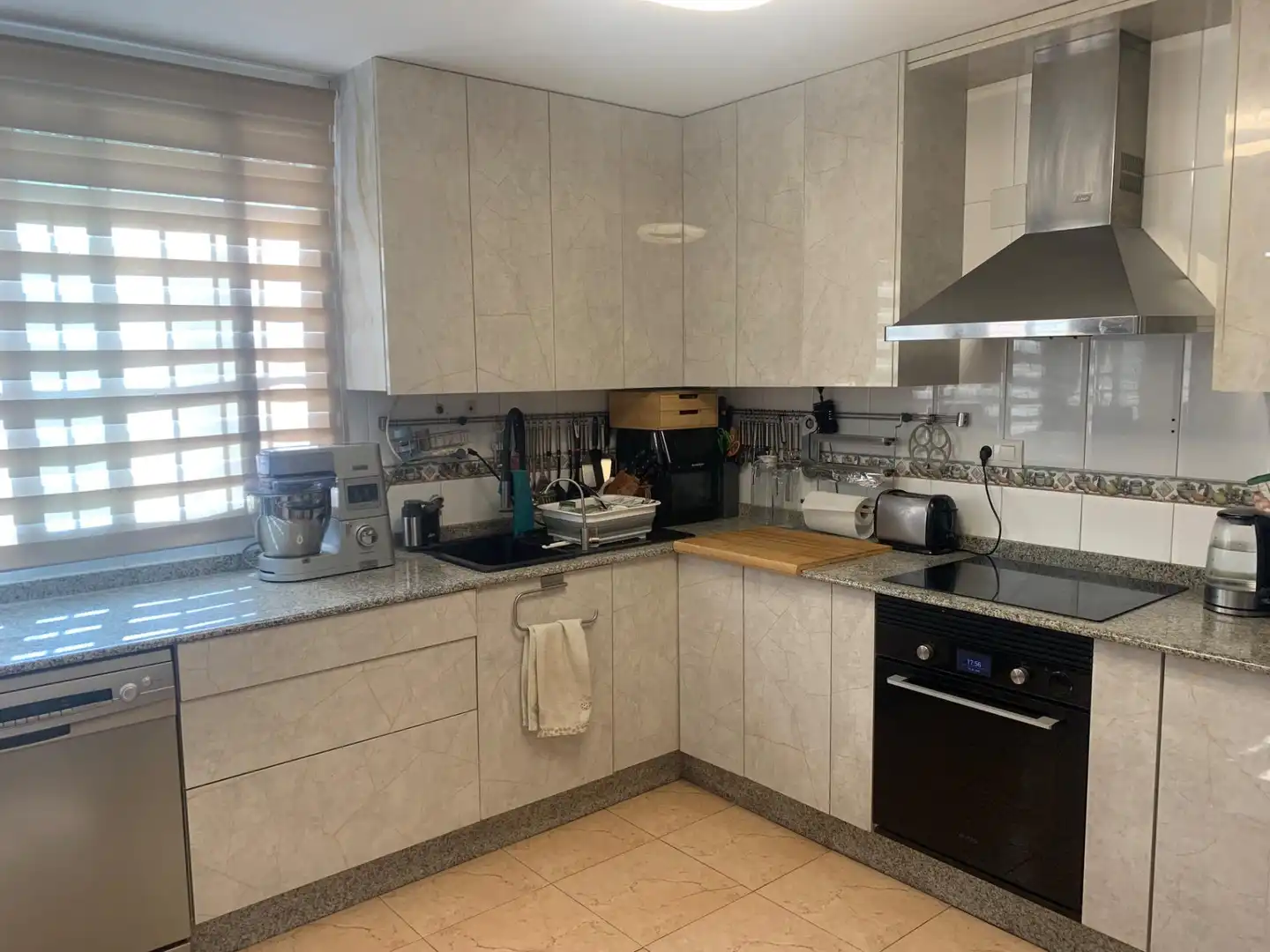 Cuina de Casa o xalet en venda en Murcia amb Aire condicionat, Calefacció i Jardí privat