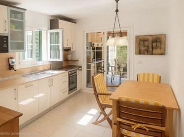 Doppelhaushälfte mit Balkon zum Verkauf in Maioris-Puig de Ros