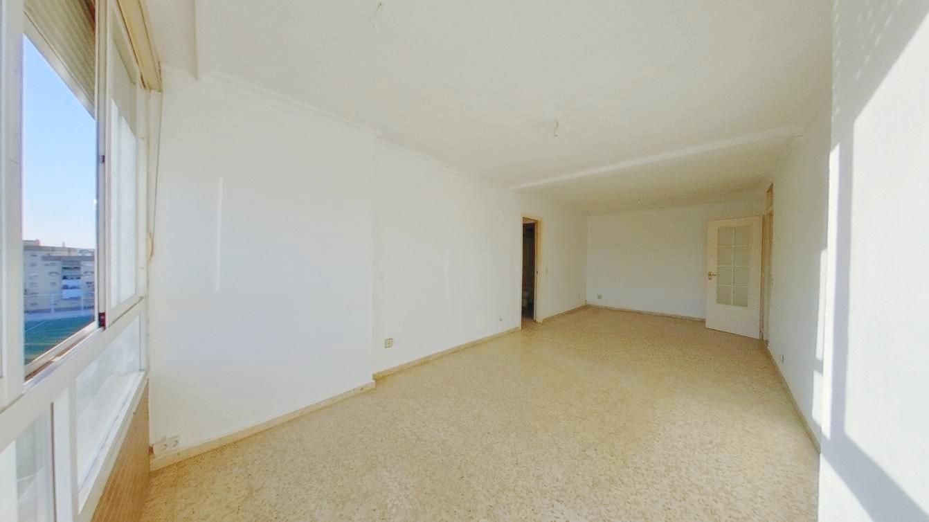 Sala d'estar de Pis en venda en  Sevilla Capital amb Terrassa i Forn