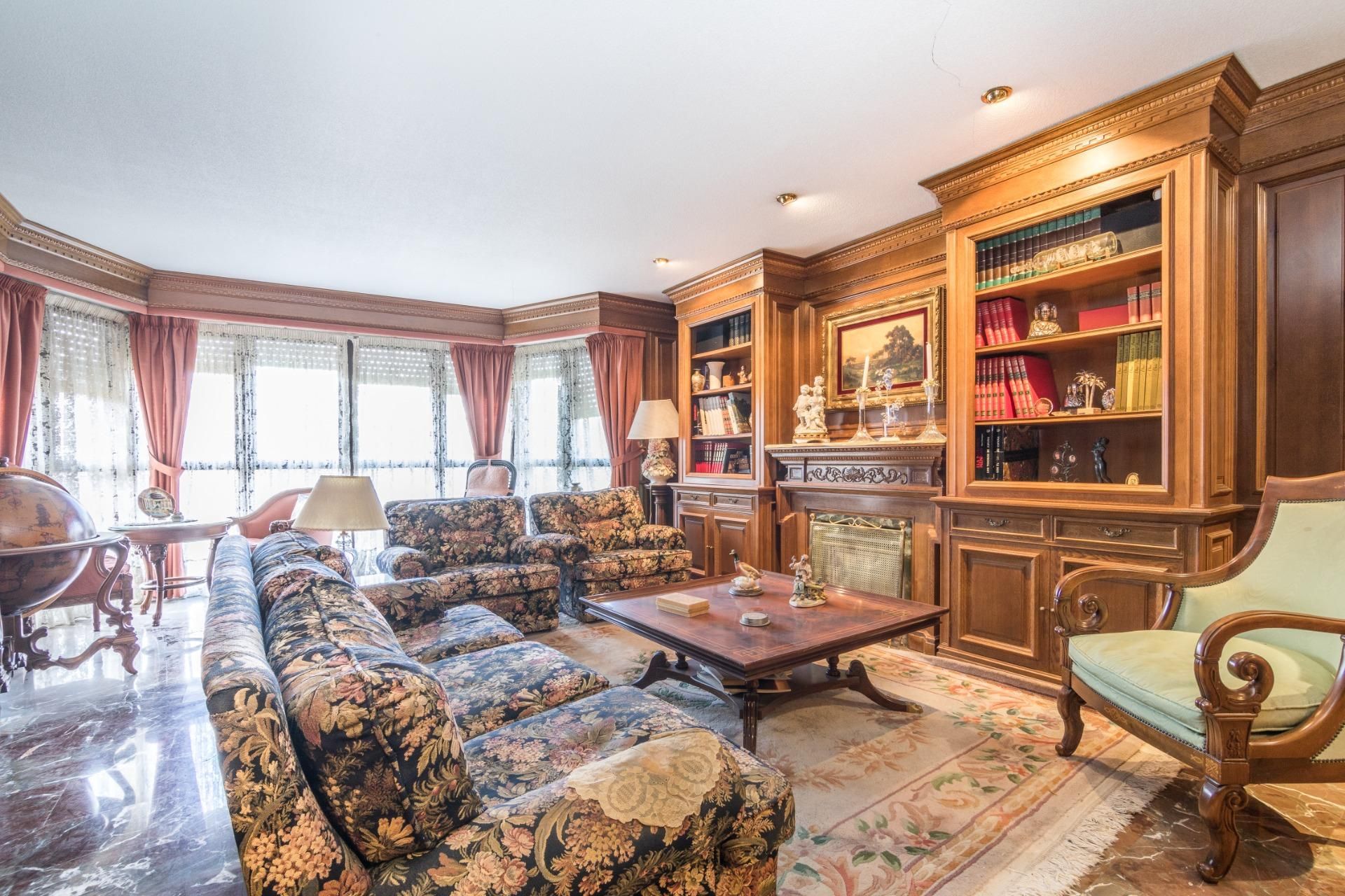 Living room of Flat for sale in Elche / Elx  with Storage room and Balcony