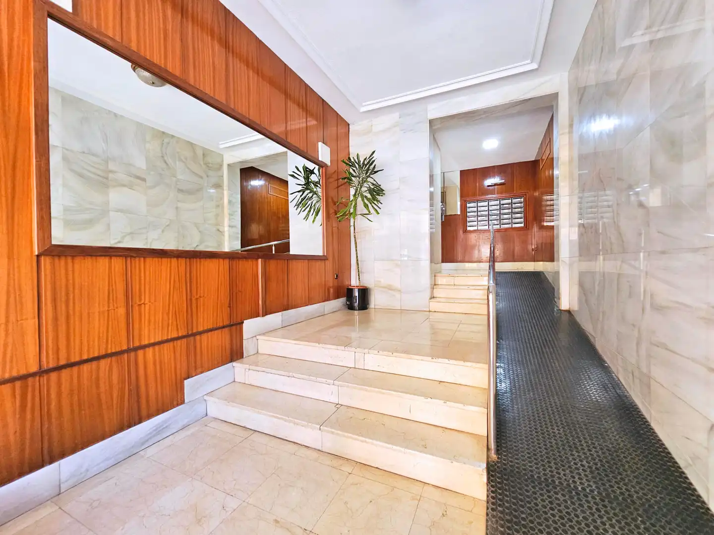 Piso en venta en Cartagena con Aire acondicionado, Calefacción y Trastero