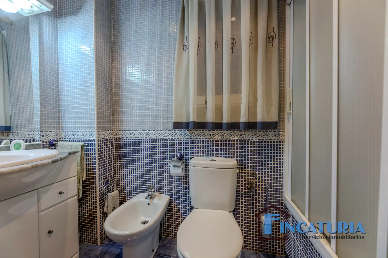 Badezimmer von Wohnung zum Verkauf in Mislata mit Klimaanlage, Parkett und Terrasse