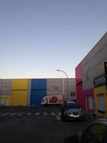 Nave industrial en Venta en Calle General Astilleros, 75 en Hipódromo