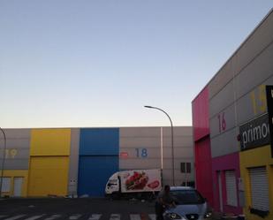 Vista exterior de Nau industrial en venda en  Melilla Capital