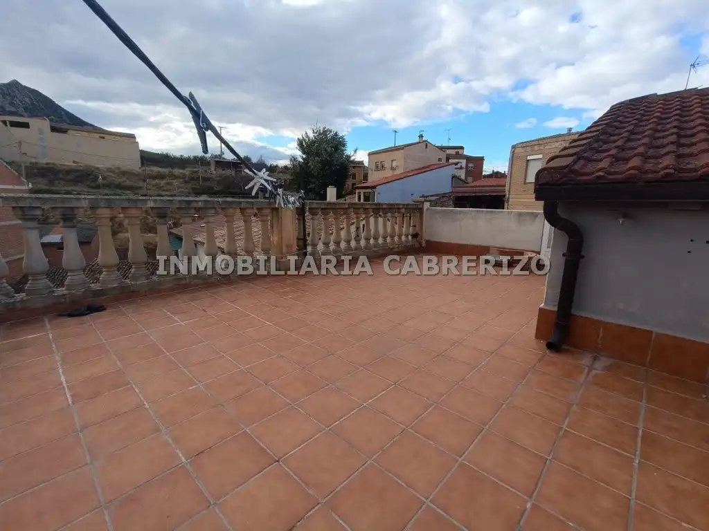 Vista exterior de Casa o chalet en venta en Ribafrecha con Calefacción, Parquet y Terraza