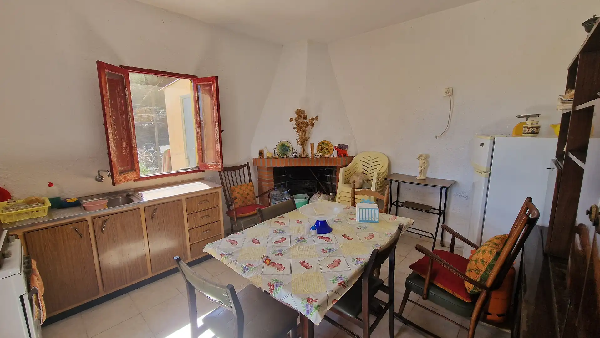 Menjador de Finca rústica en venda en Canjáyar amb Jardí privat, Terrassa i Traster