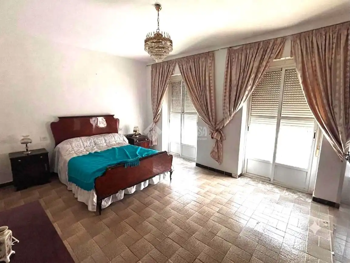 Schlafzimmer von Einfamilien-Reihenhaus zum Verkauf in Jódar mit Abstellraum und Balkon