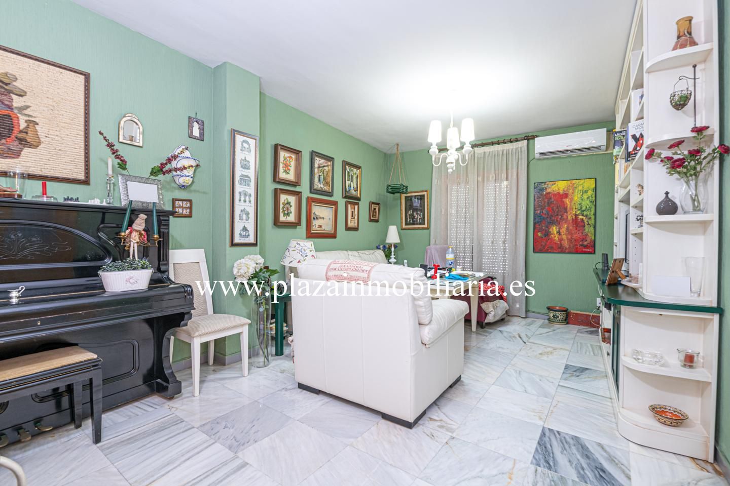 Dormitori de Pis en venda en Lucena amb Aire condicionat, Terrassa i Traster