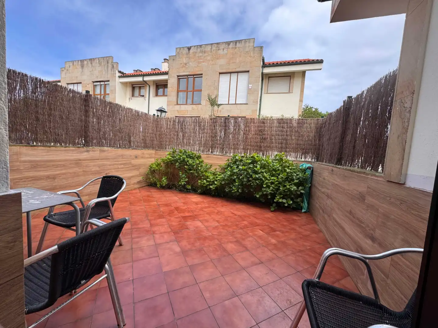 Terrassa de Pis de lloguer en Val de San Vicente  amb Calefacció, Jardí privat i Terrassa